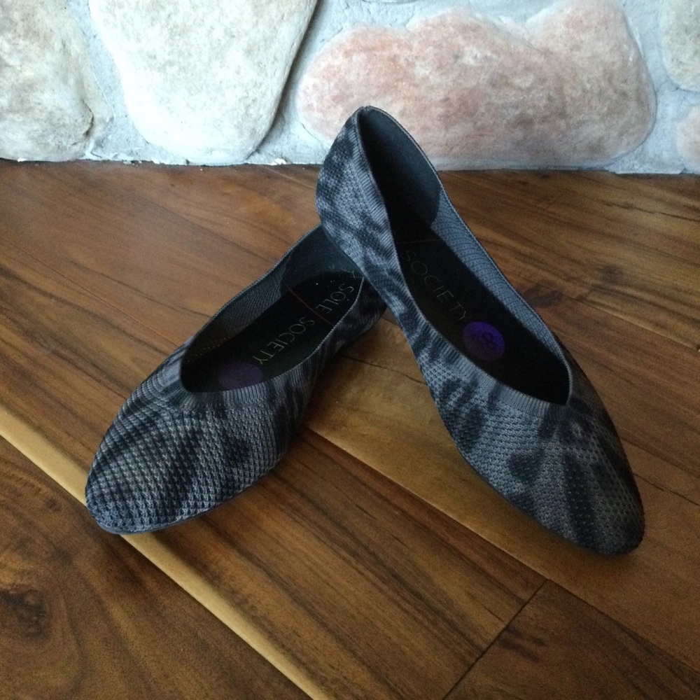 ✔️ Like New Sole Society Knit Stretch Flats in Womans Size 8.5